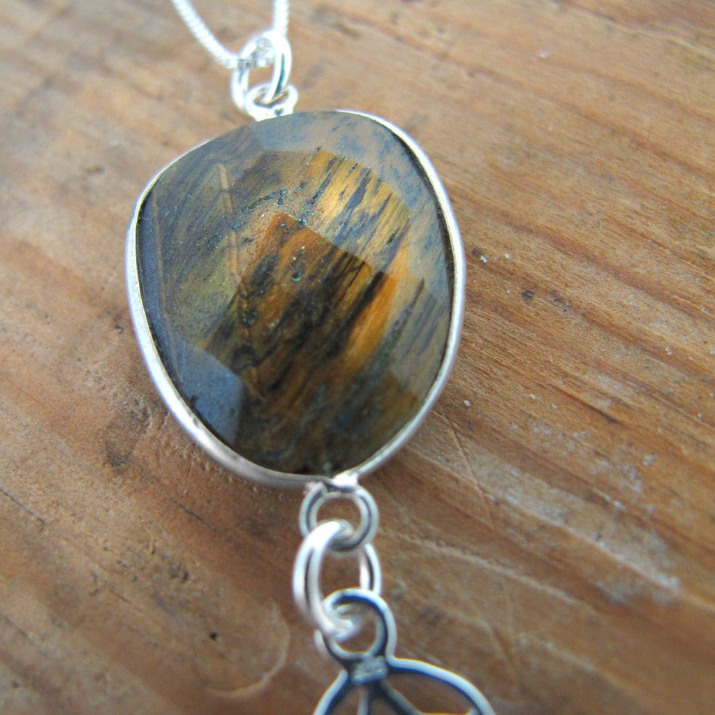Fatima sterling silver hand - Tigers eye stone pendant on sterling silver chain