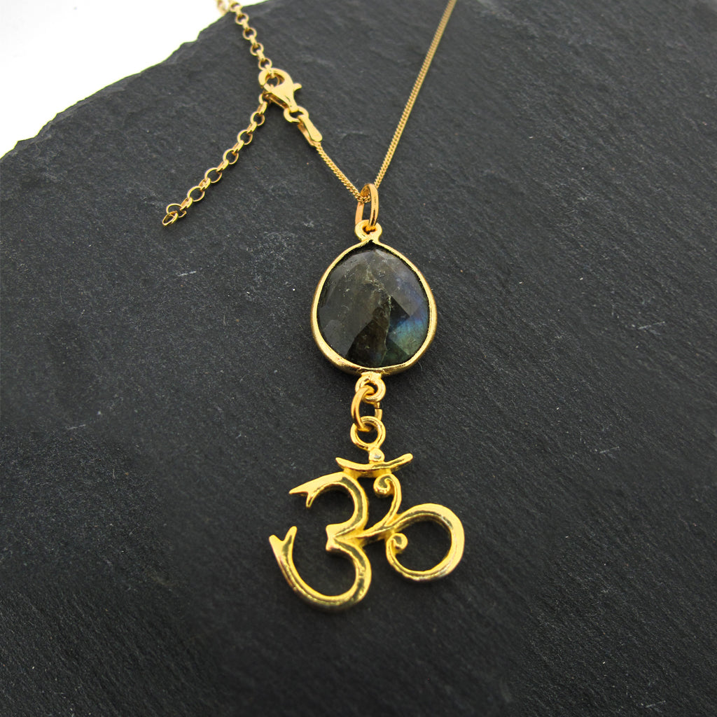 Gold Om pendant, gold chain (Gold plate on Sterling Silver 925) with Labradorite gem stone