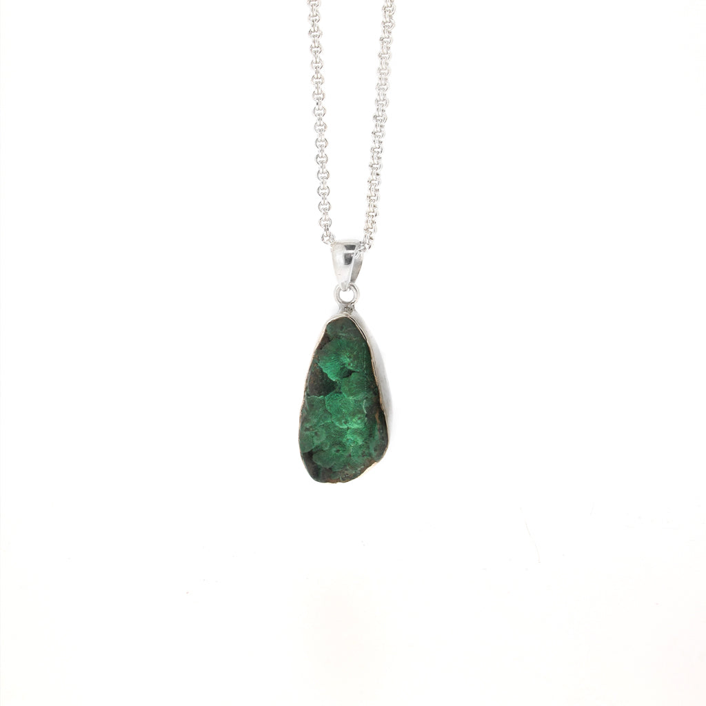 Green geode crystal quartz, sterling silver pendant on 60cm sterling silver chain