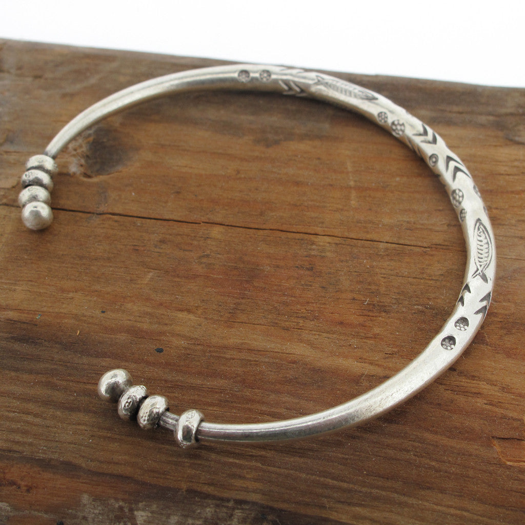 Bali tribal fish pattern sterling silver bangle