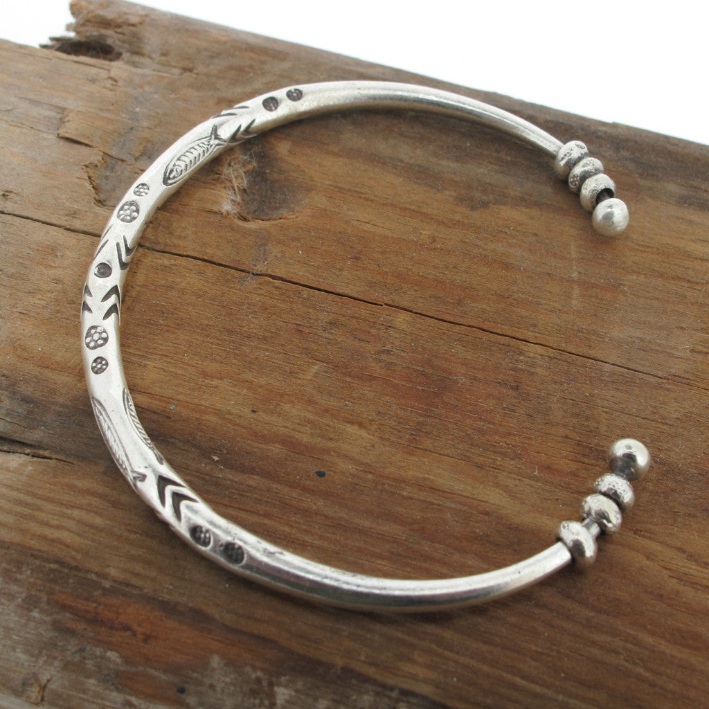 Bali tribal fish pattern sterling silver bangle