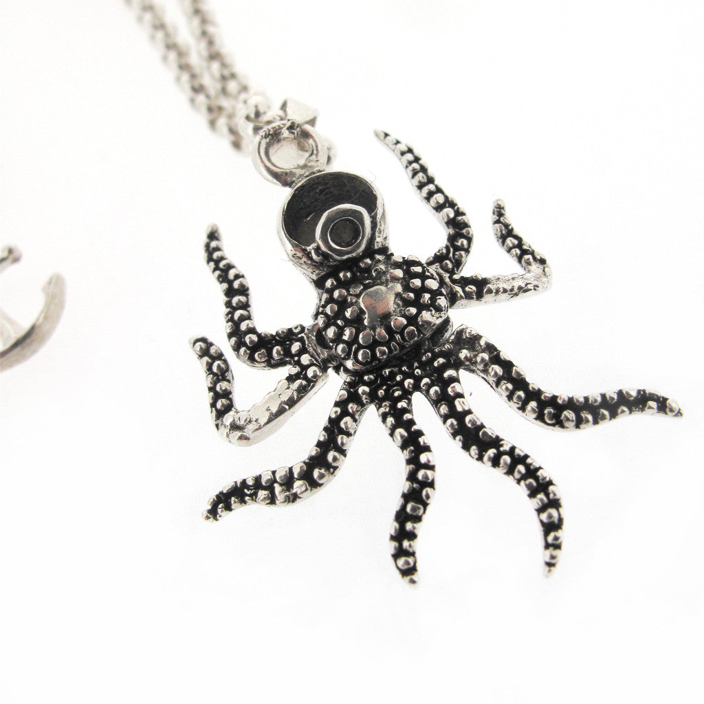 Octopus sterling silver pendant (with moving legs) on sterling silver chain