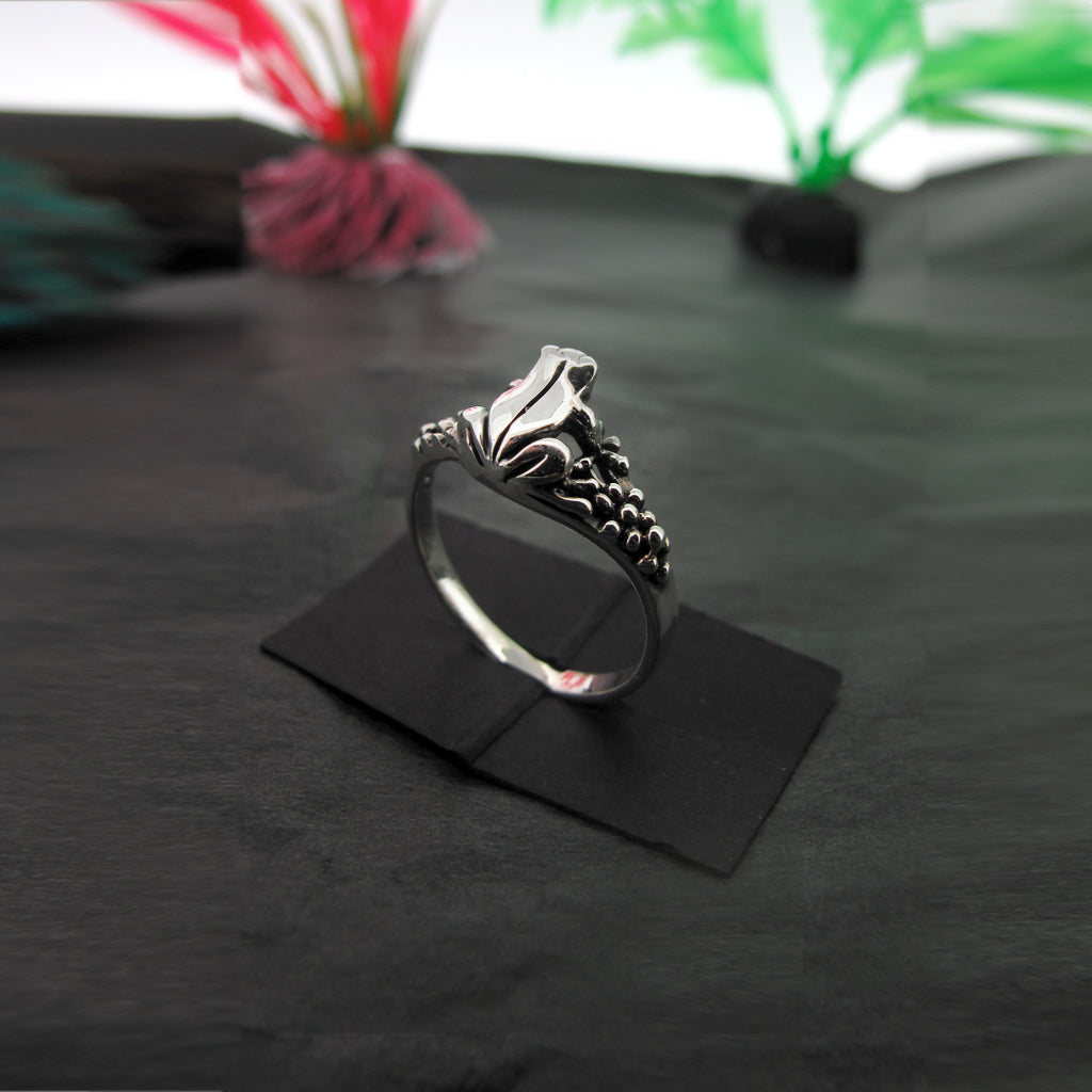 Frog Prince sterling silver ring