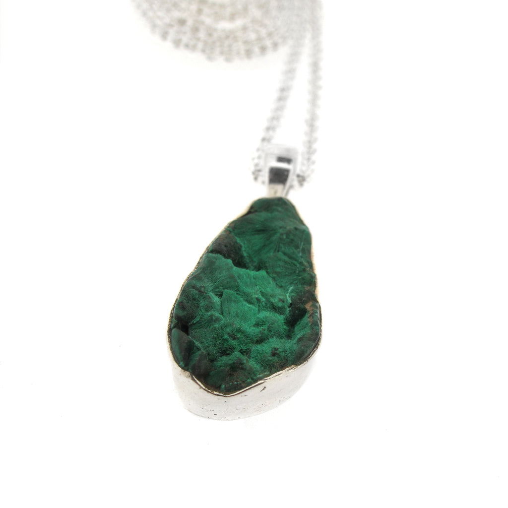 Green geode crystal quartz, sterling silver pendant on 60cm sterling silver chain