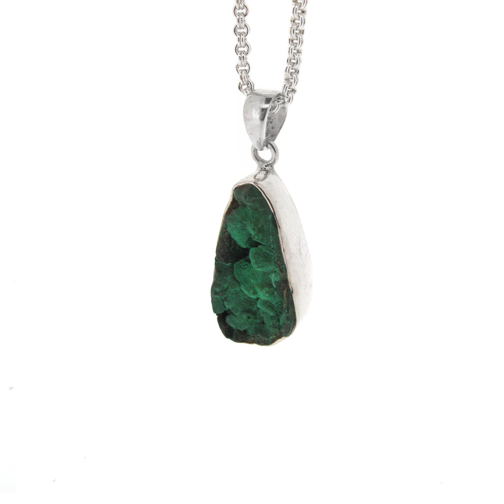 Green geode crystal quartz, sterling silver pendant on 60cm sterling silver chain
